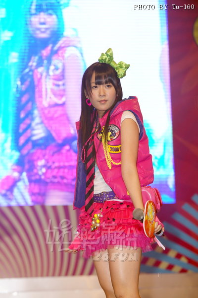 AKB48-ACGHK10_M15.jpg
