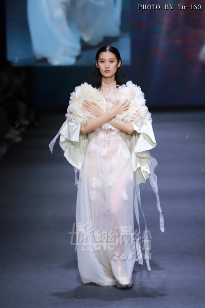 Polyu-FW2506-FW_252.jpg