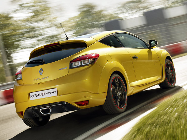 renault_megane-rs-250-trophy-2011_r3.jpg