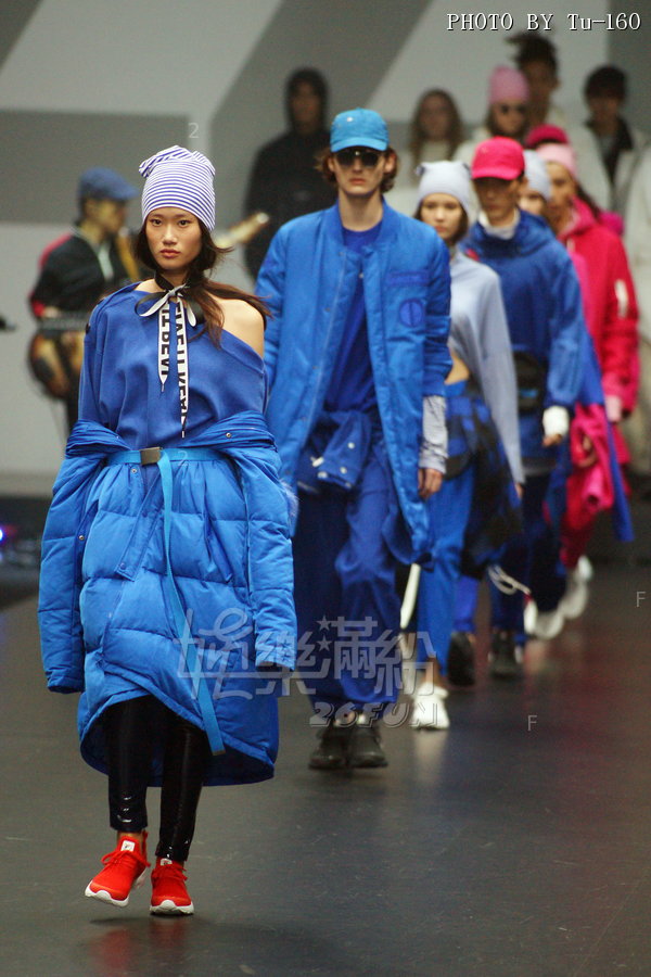 HKFW-1709d3IT_43.JPG