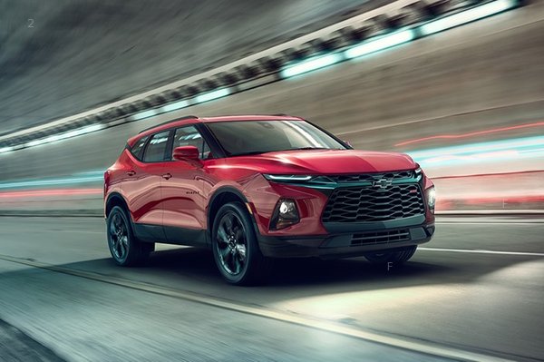 2019-Chevrolet-Blazer-front-three-quarter-in-motion-03.jpg