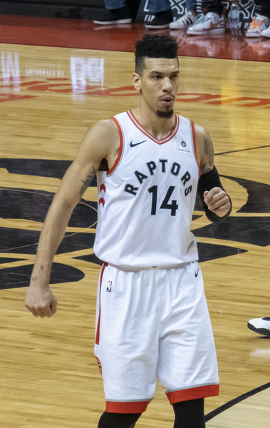 1_danny_green_toronto_raptors_2019_(cropped).jpg