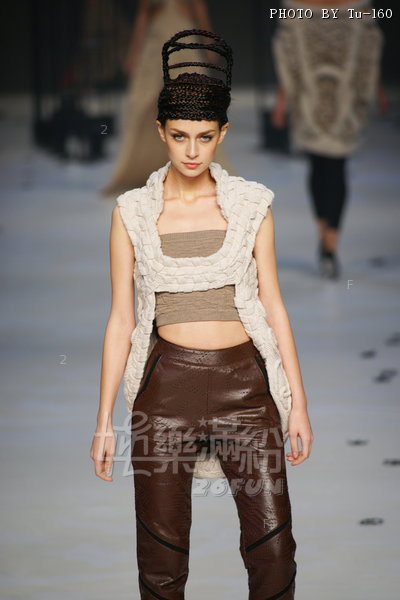 HKFW12FW-D3G1_054.jpg