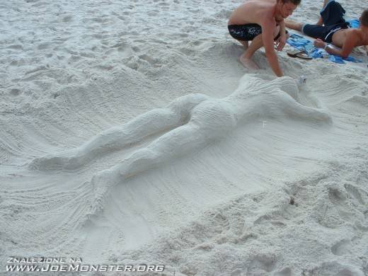 beach01.jpg