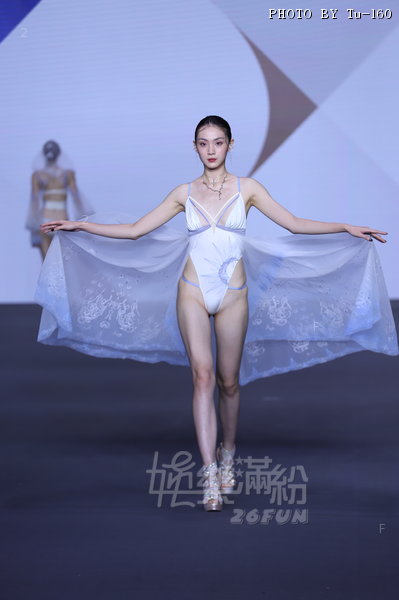 Polyu-FW2306-FW_596.JPG