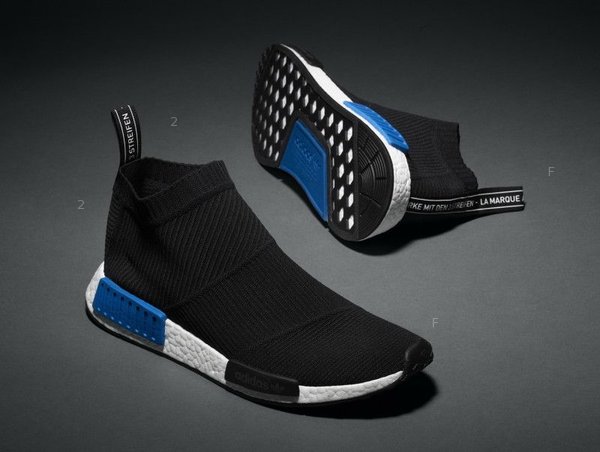 NMD_S79152_NaturalPair-800x602.jpg
