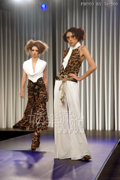 HKFW2010S-D2M1_055.jpg