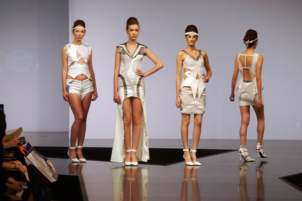 HKFW2012SS-D2m2_055.jpg