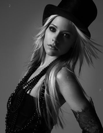 avril-lavigne-ford-models-06.jpg