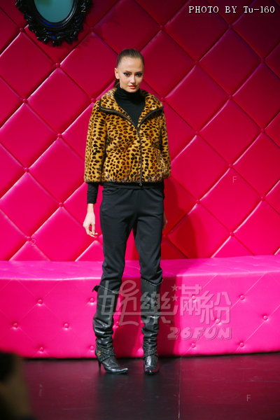 HKFW2011W-D2W4_17.jpg