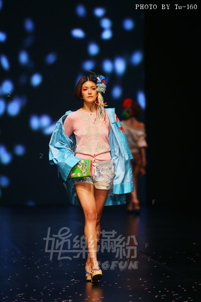 HKFW2011W-D1G1_049.jpg