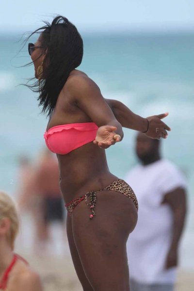 Serena-Willians-bikini-2.jpg